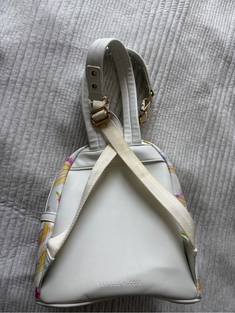 Danielle Nicole White Rapunzel Floral Mini Backpack with Cardholder - Picture 9 of 9